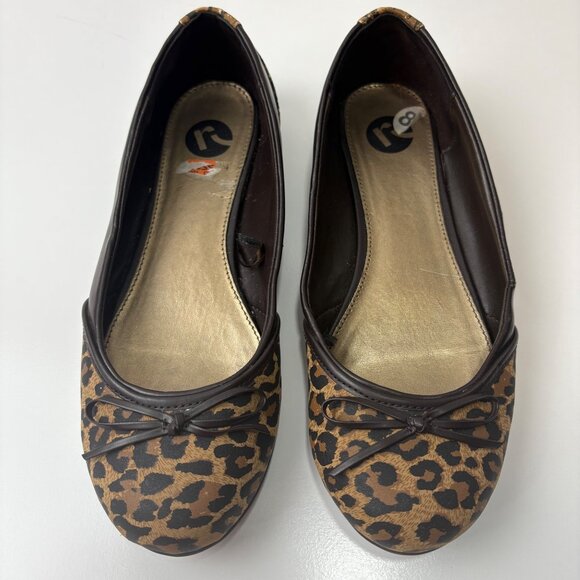 Report Leopard Ballet Flats 8.5 Faux Leather Shoes Retro Inspired - Picture 1 of 6